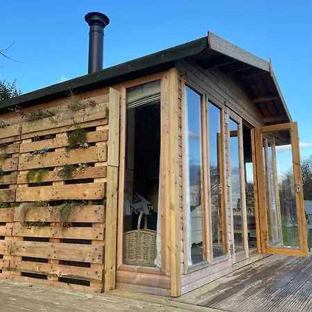 The Deer Hut At Carr House Farm Kemping Scarborough