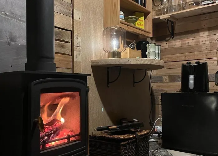 The Deer Hut At Carr House Farm