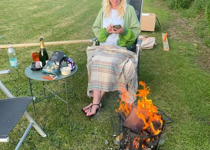 The Deer Hut At Carr House Farm *