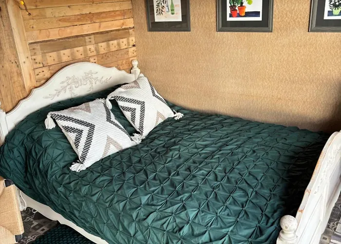 The Deer Hut At Carr House Farm