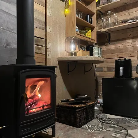 The Deer Hut At Carr House Farm